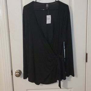 💐2 for $15💐 cute NWT crossbody top